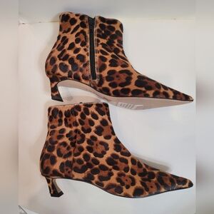 Gianni Bini Leopard Print Ankle Boots Size 6.5M New Made in Brazil